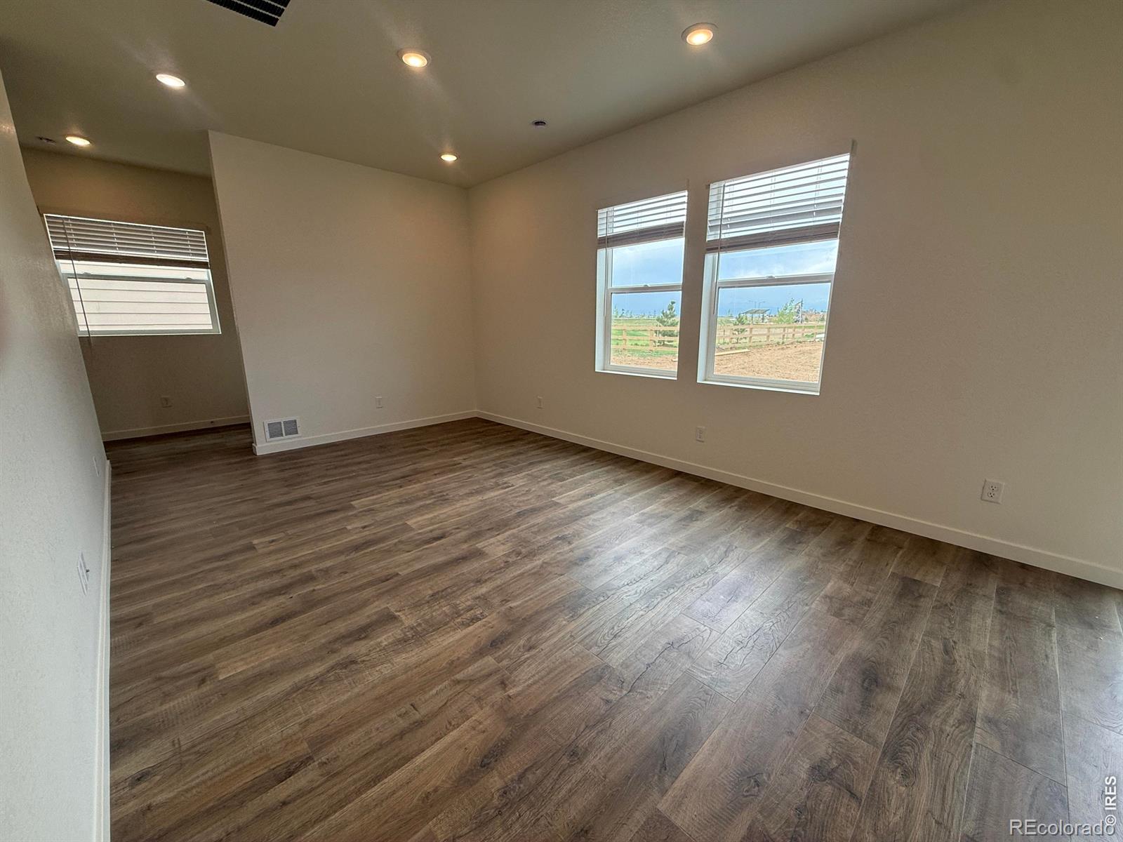 MLS Image #2 for 740  ayrshire road,johnstown, Colorado