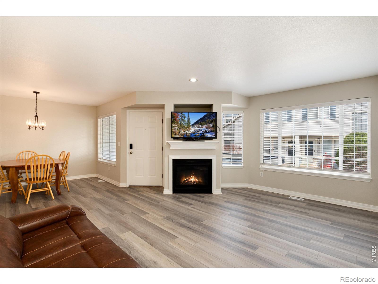 MLS Image #5 for 1419  red mountain drive,longmont, Colorado