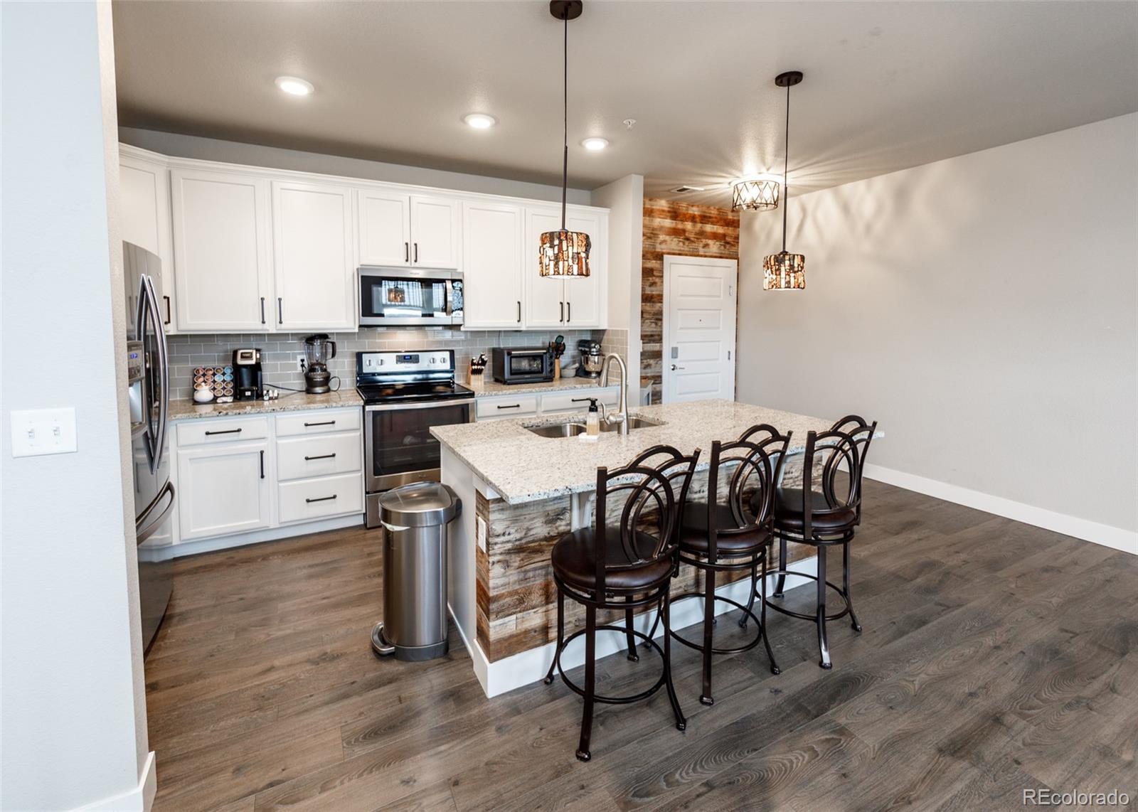 MLS Image #8 for 15274 w 64th lane #302,arvada, Colorado