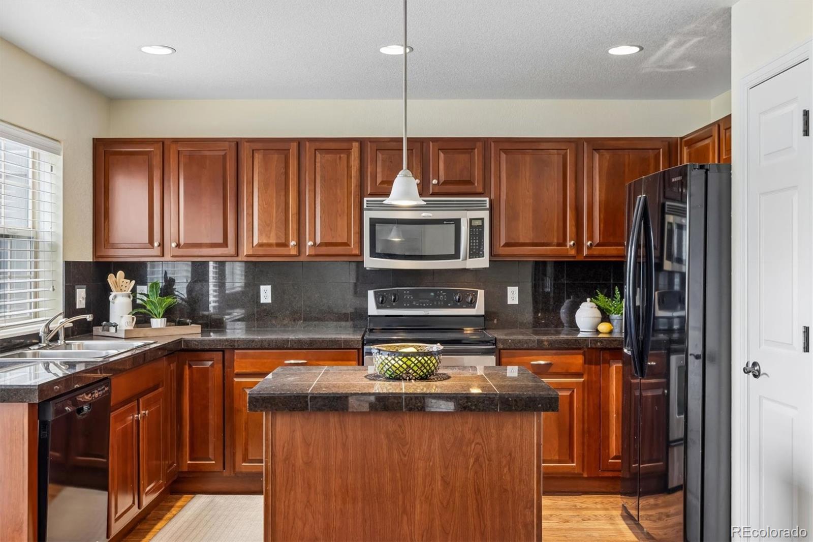 MLS Image #10 for 2944  central park boulevard ,denver, Colorado