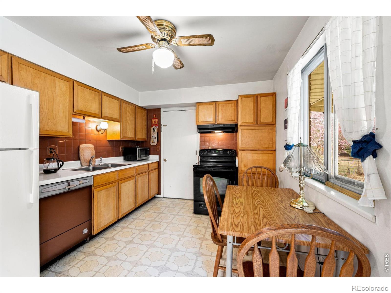 MLS Image #10 for 4281  eaton court,boulder, Colorado