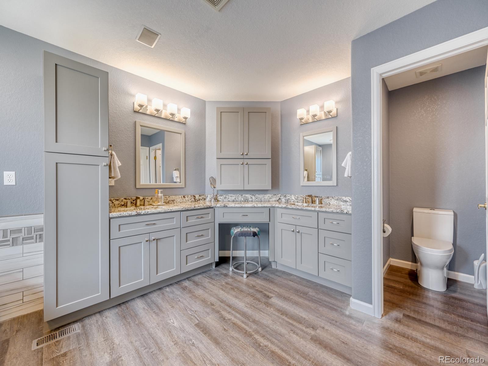 MLS Image #27 for 5716 s danube circle,aurora, Colorado