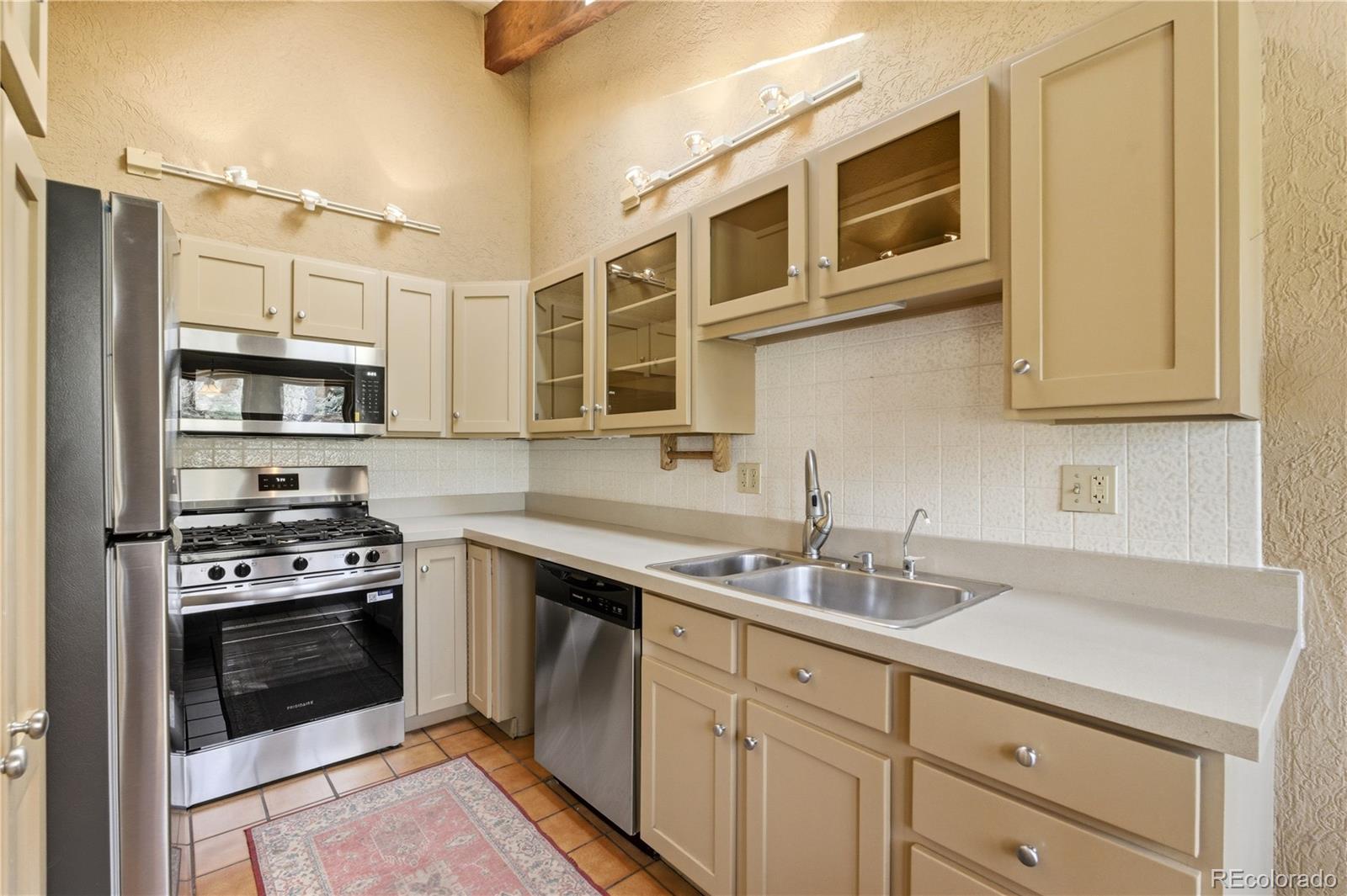 MLS Image #11 for 10816  snow cloud trail,littleton, Colorado