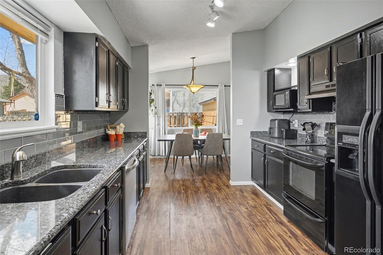 MLS Image #11 for 5250  mule deer drive,colorado springs, Colorado