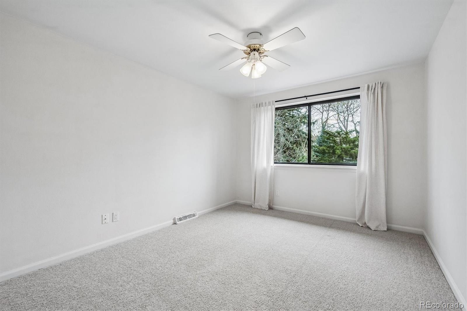 MLS Image #17 for 5161 e fair drive,centennial, Colorado