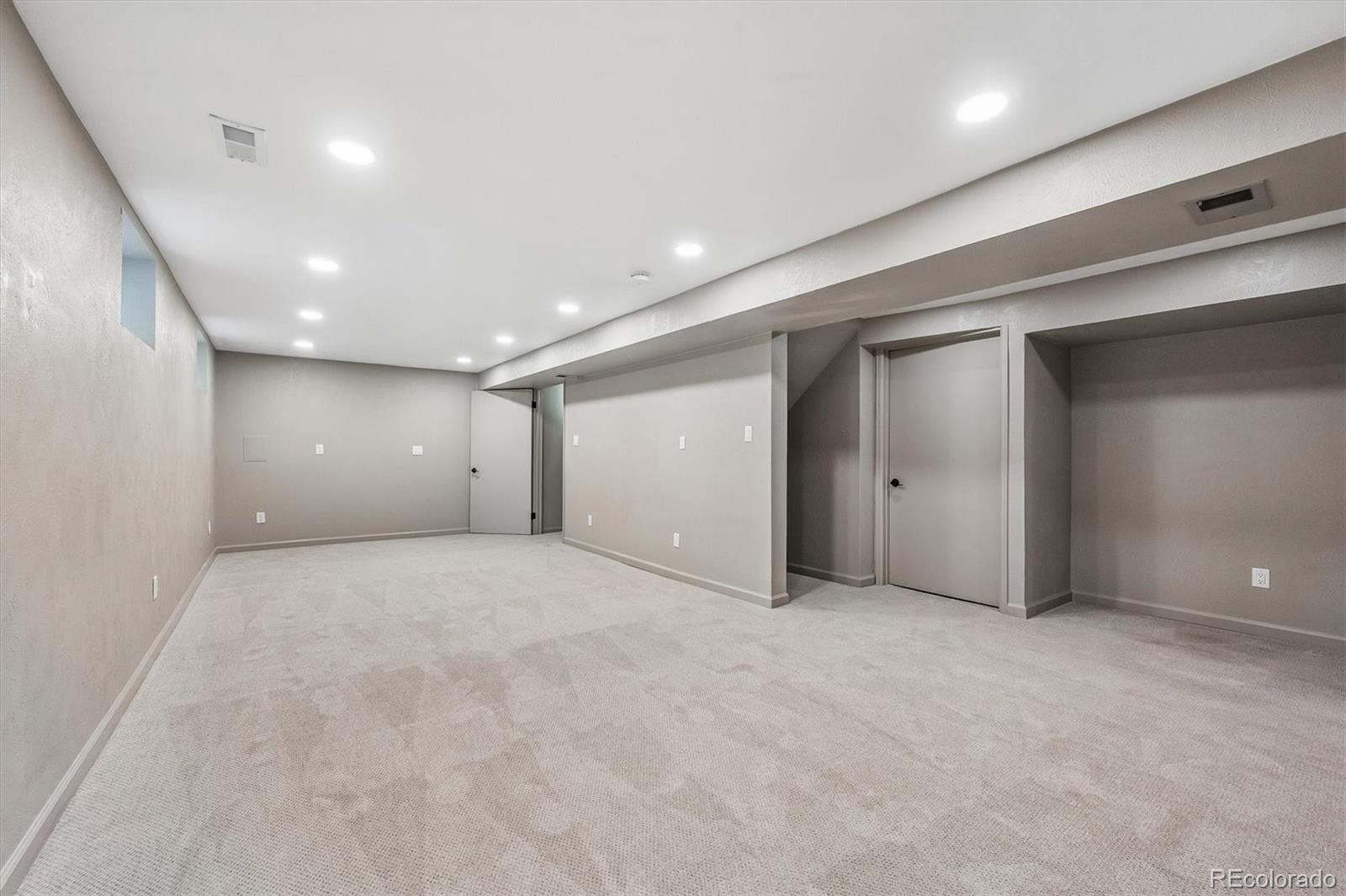 MLS Image #21 for 5161 e fair drive,centennial, Colorado