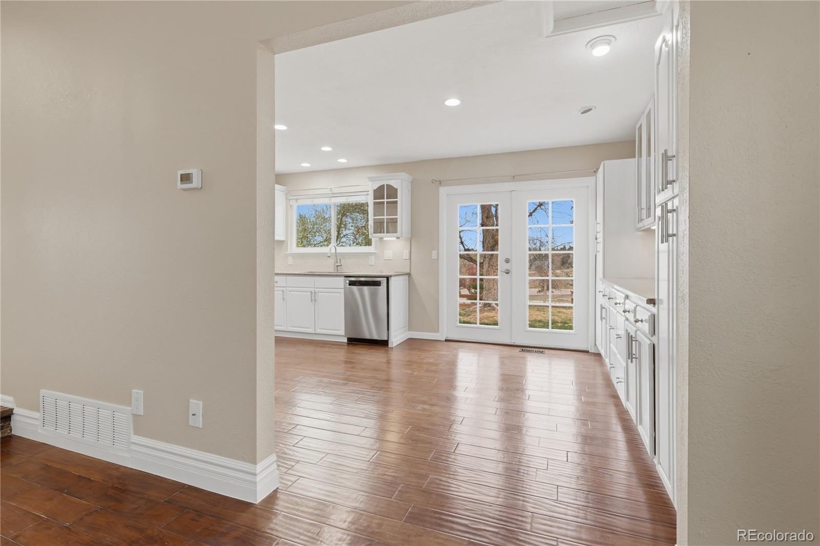 MLS Image #11 for 301  mountain cloud circle,highlands ranch, Colorado