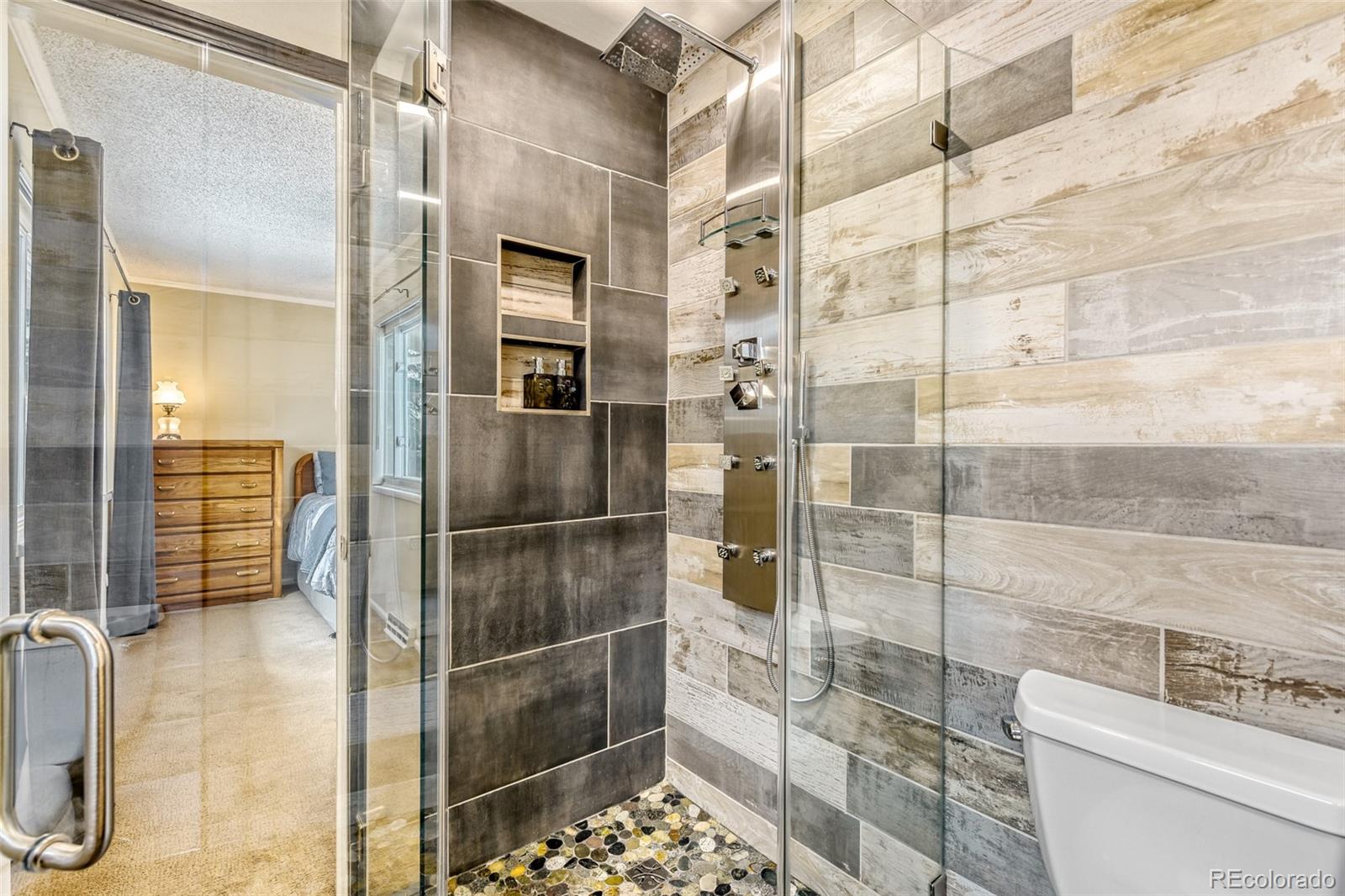 MLS Image #15 for 7398 s costilla street,littleton, Colorado
