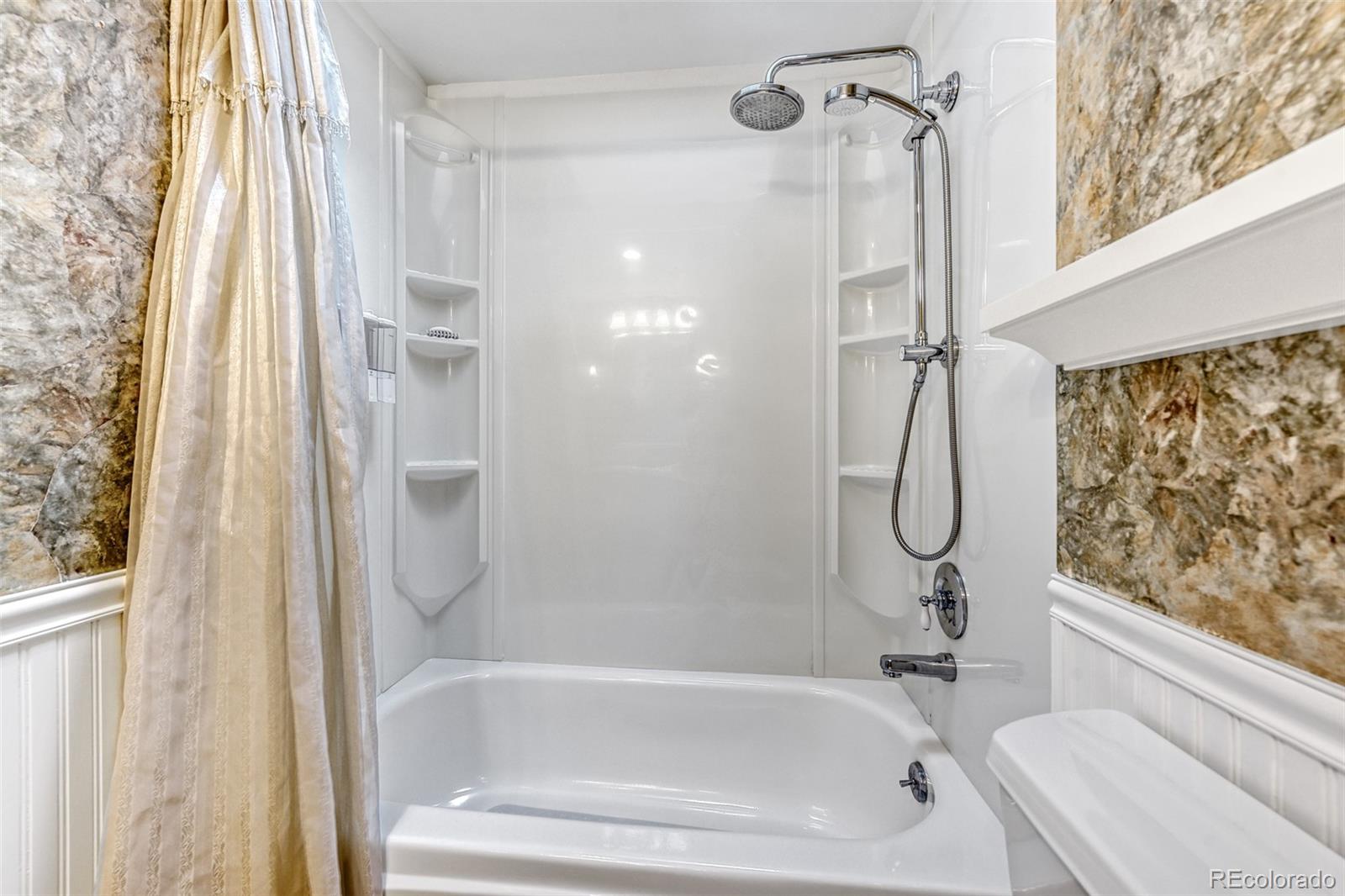 MLS Image #19 for 7398 s costilla street,littleton, Colorado