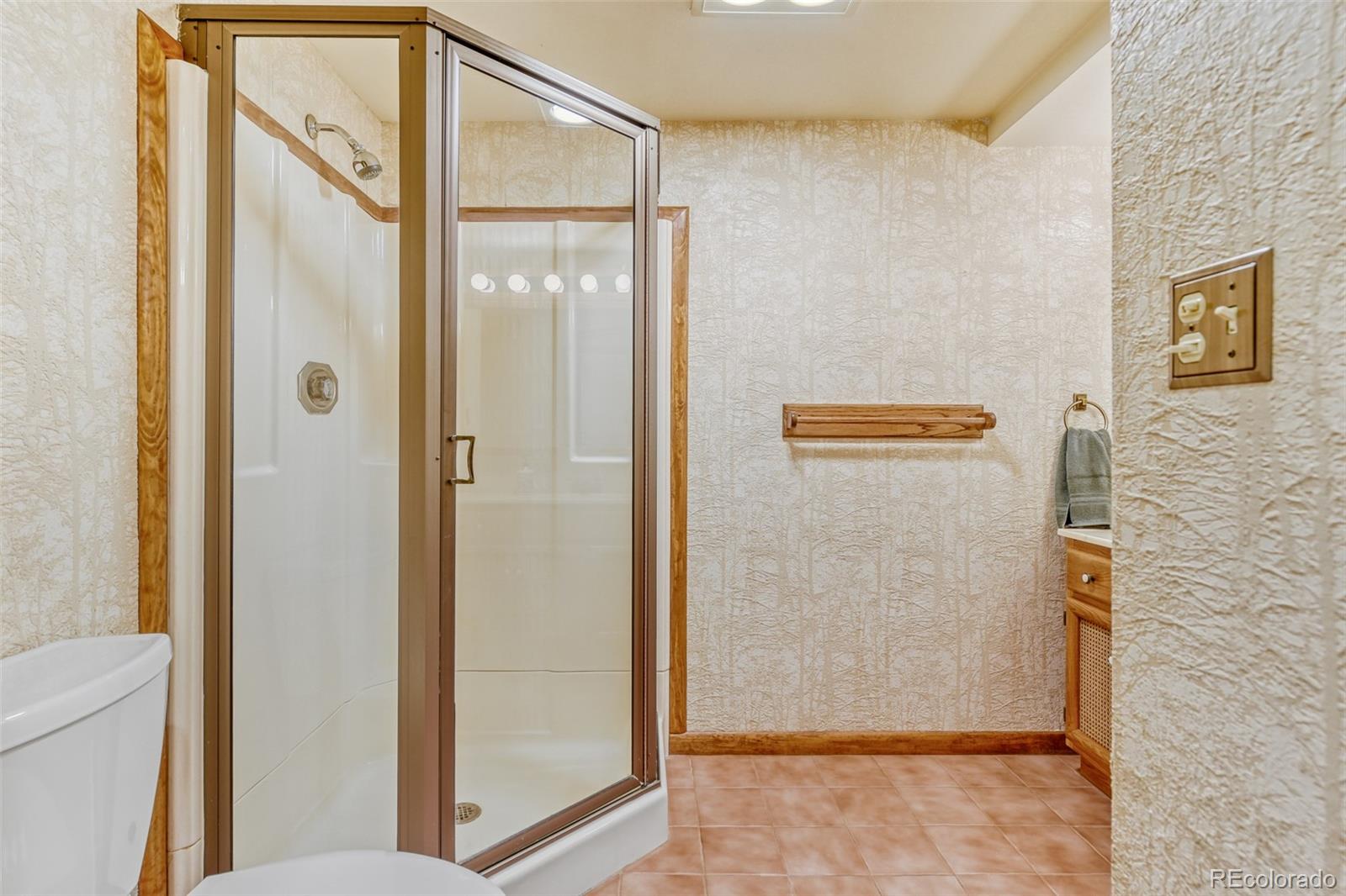 MLS Image #23 for 7398 s costilla street,littleton, Colorado