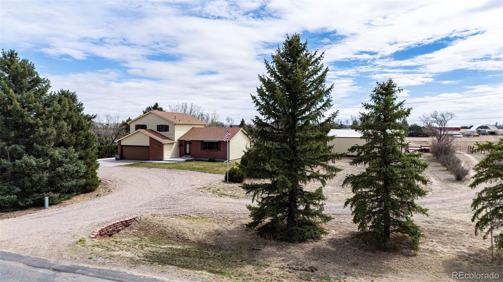 MLS Image #32 for 55004 e bison drive,strasburg, Colorado