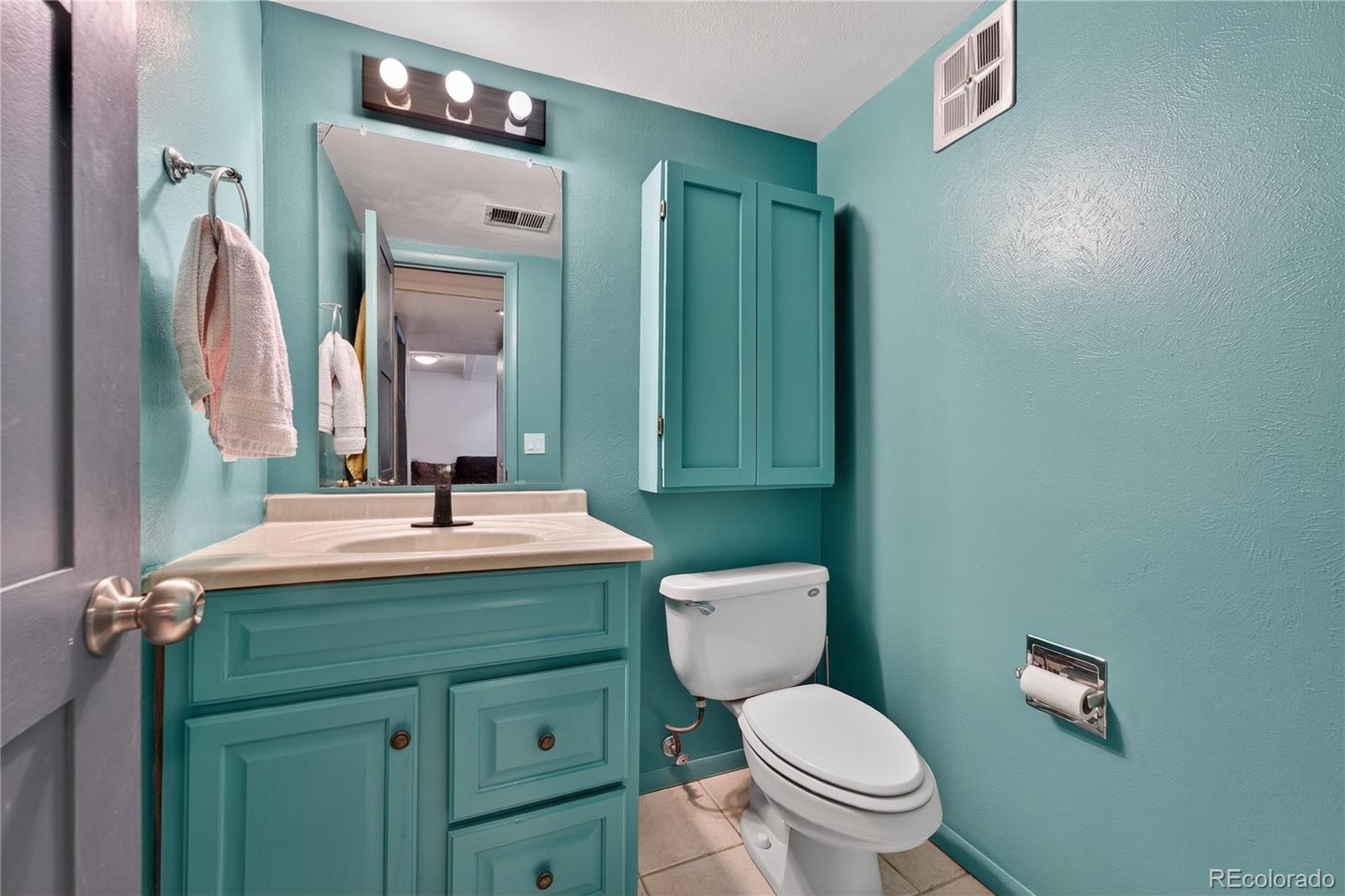 MLS Image #17 for 5987 w ken caryl place,littleton, Colorado