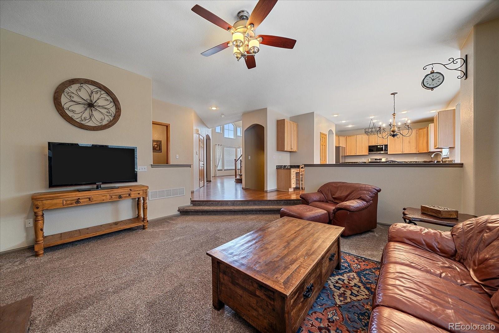 MLS Image #8 for 7204 s ukraine street,aurora, Colorado