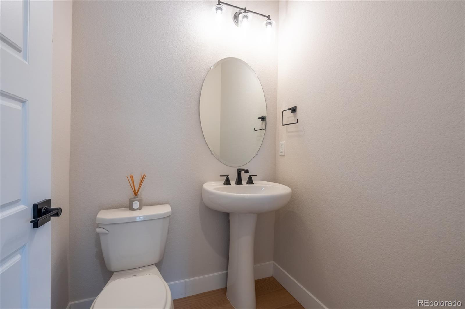 MLS Image #7 for 5013 s queen court,littleton, Colorado