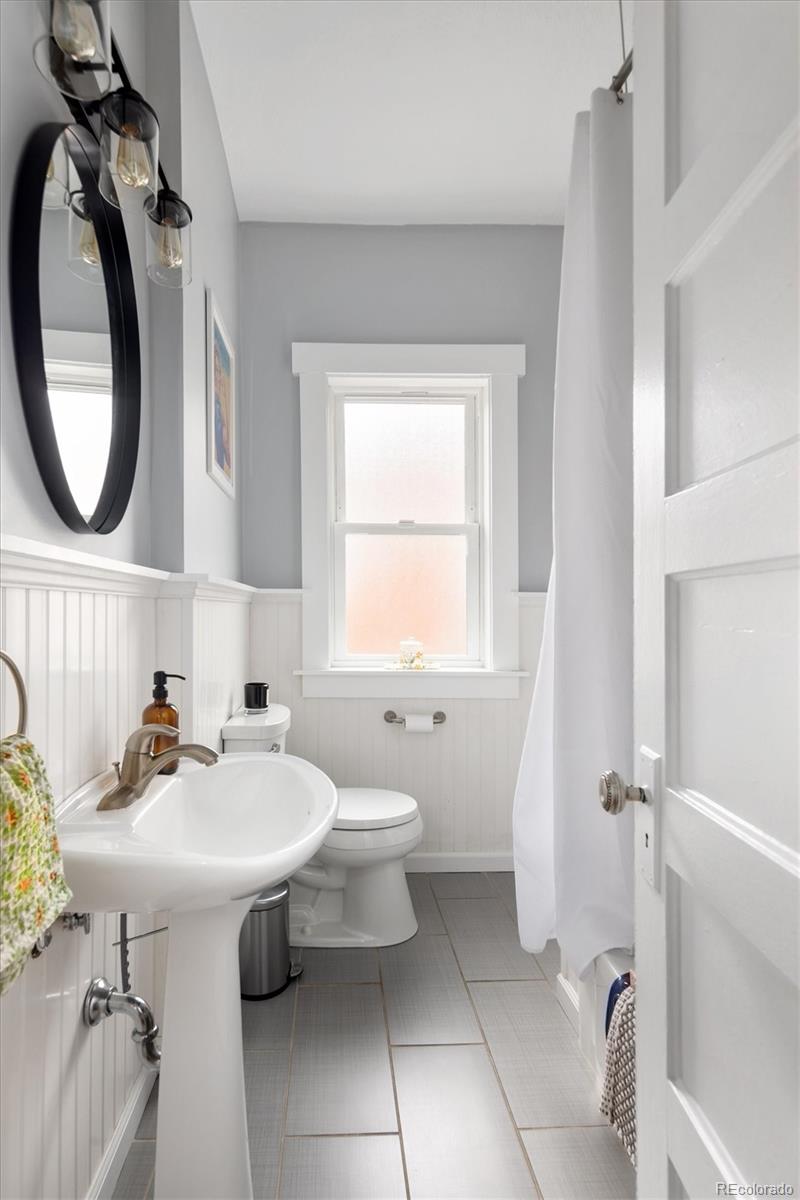 MLS Image #19 for 1374  poplar street,denver, Colorado