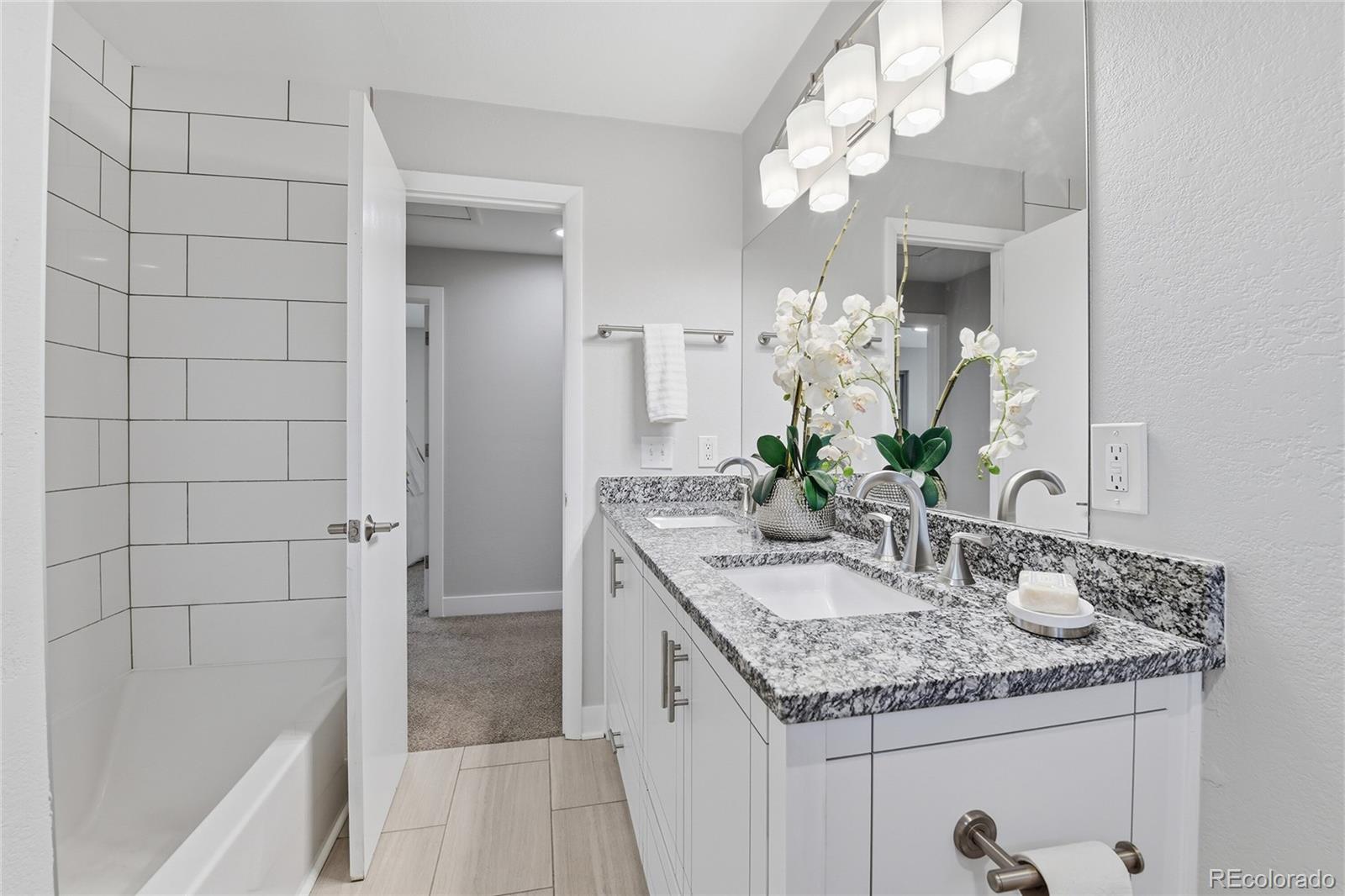 MLS Image #15 for 8625 e chenango avenue,denver, Colorado
