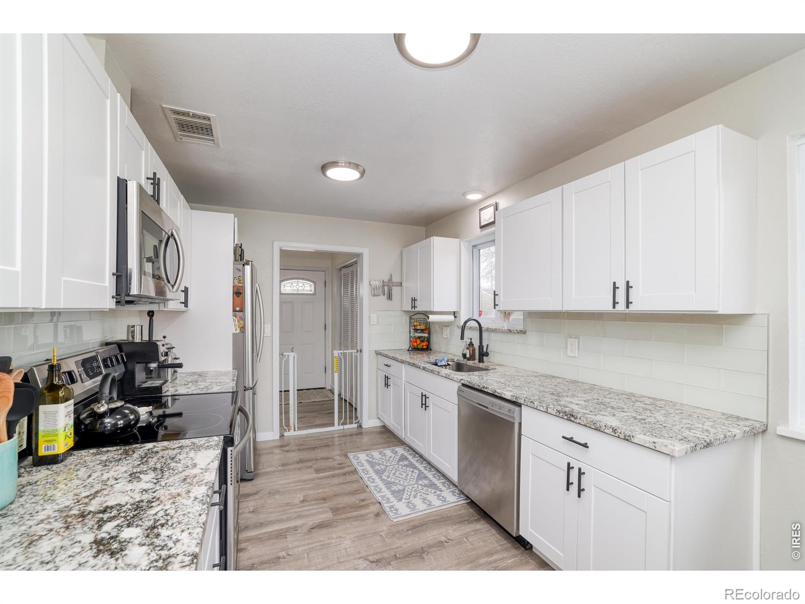 MLS Image #5 for 8430  dawson drive,denver, Colorado
