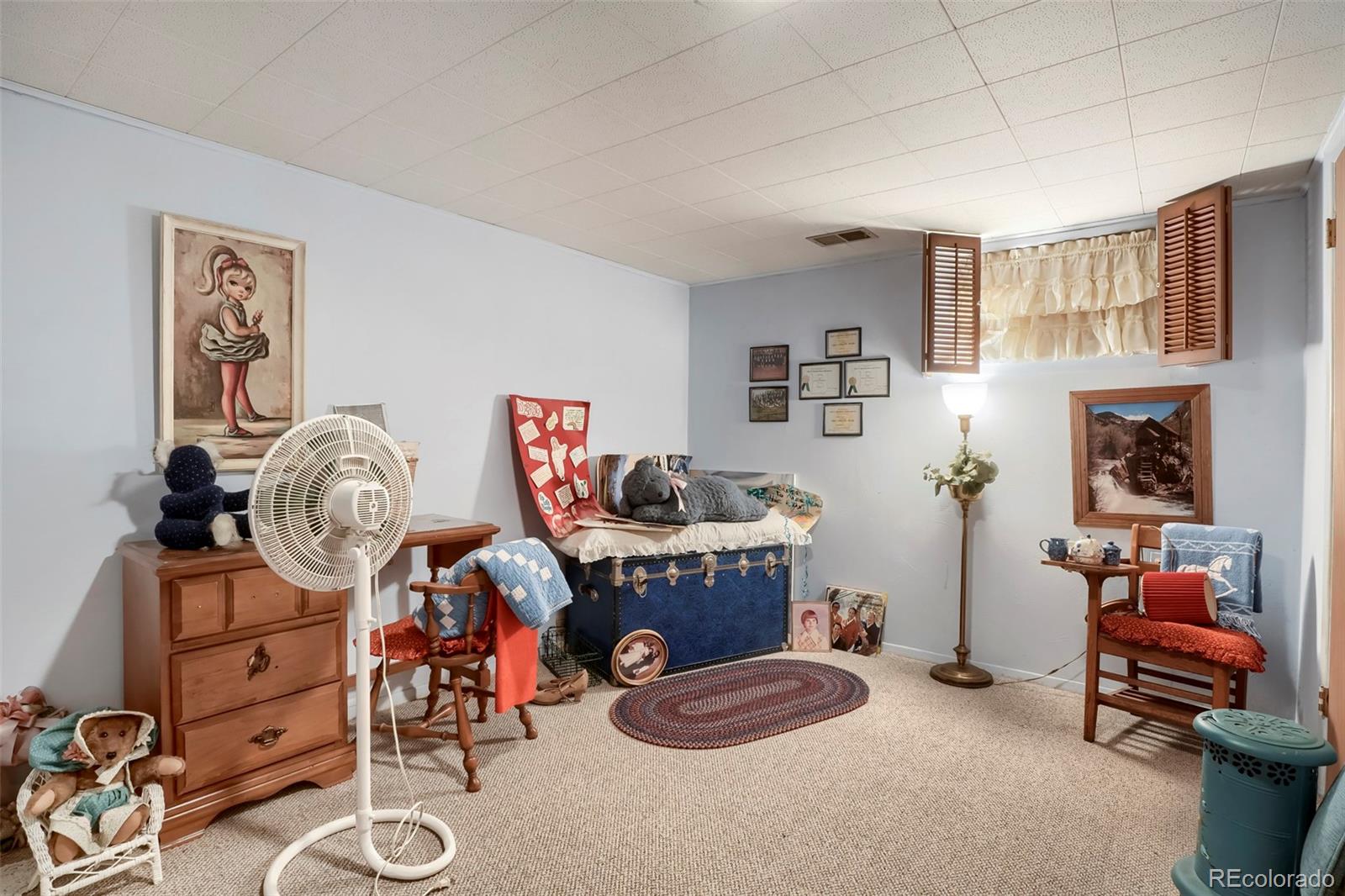 MLS Image #14 for 2823 s vrain street,denver, Colorado