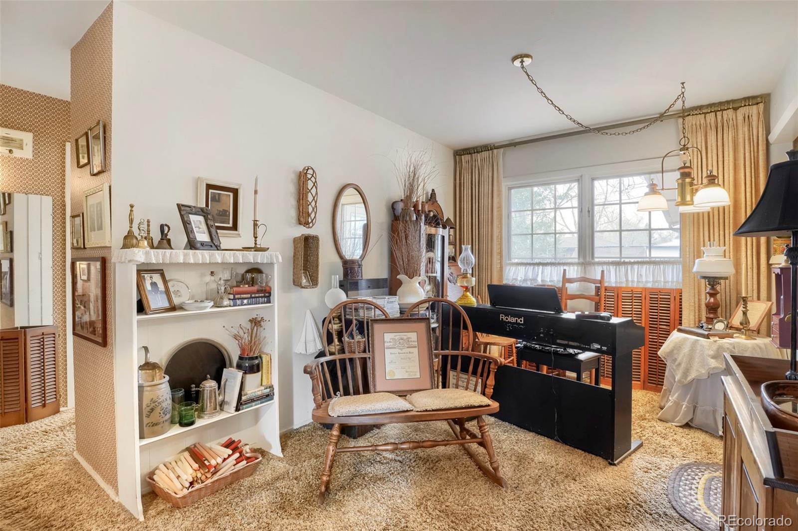 MLS Image #7 for 2823 s vrain street,denver, Colorado