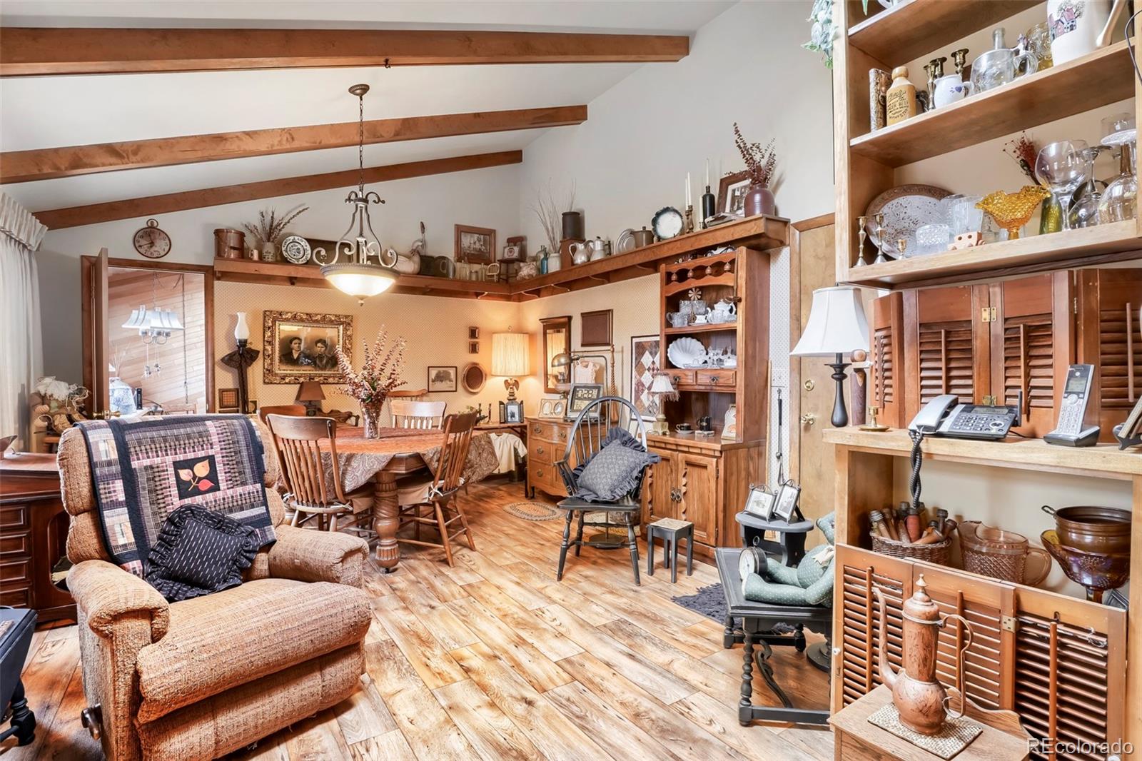 MLS Image #8 for 2823 s vrain street,denver, Colorado