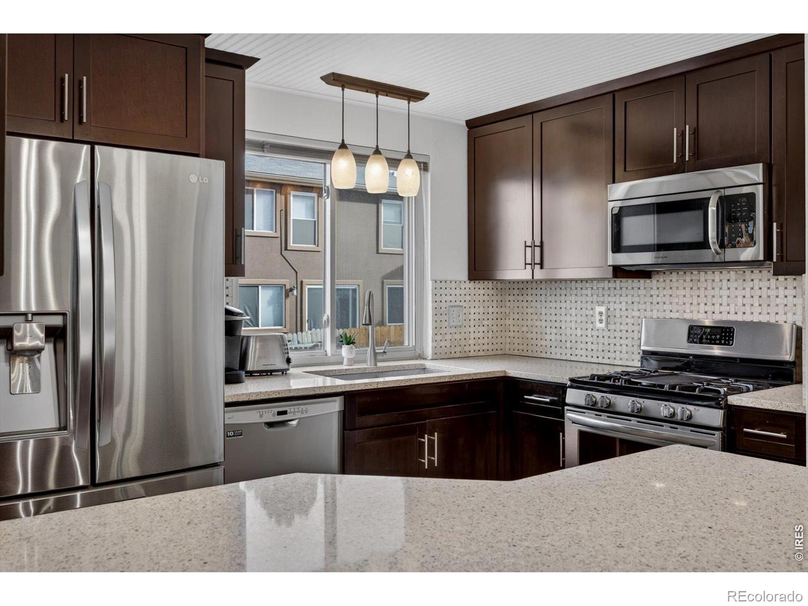 MLS Image #3 for 8096  lee court,arvada, Colorado