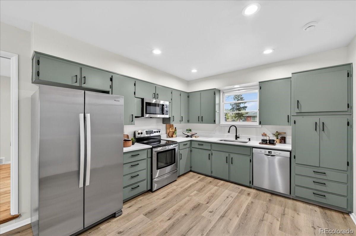 MLS Image #21 for 4545 s inca street,englewood, Colorado