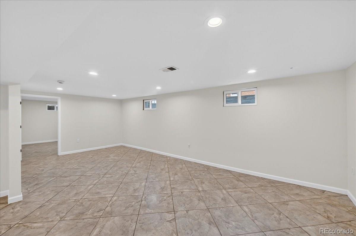 MLS Image #24 for 4545 s inca street,englewood, Colorado