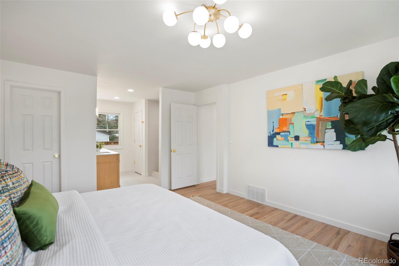 MLS Image #10 for 1606 s fairfax street,denver, Colorado