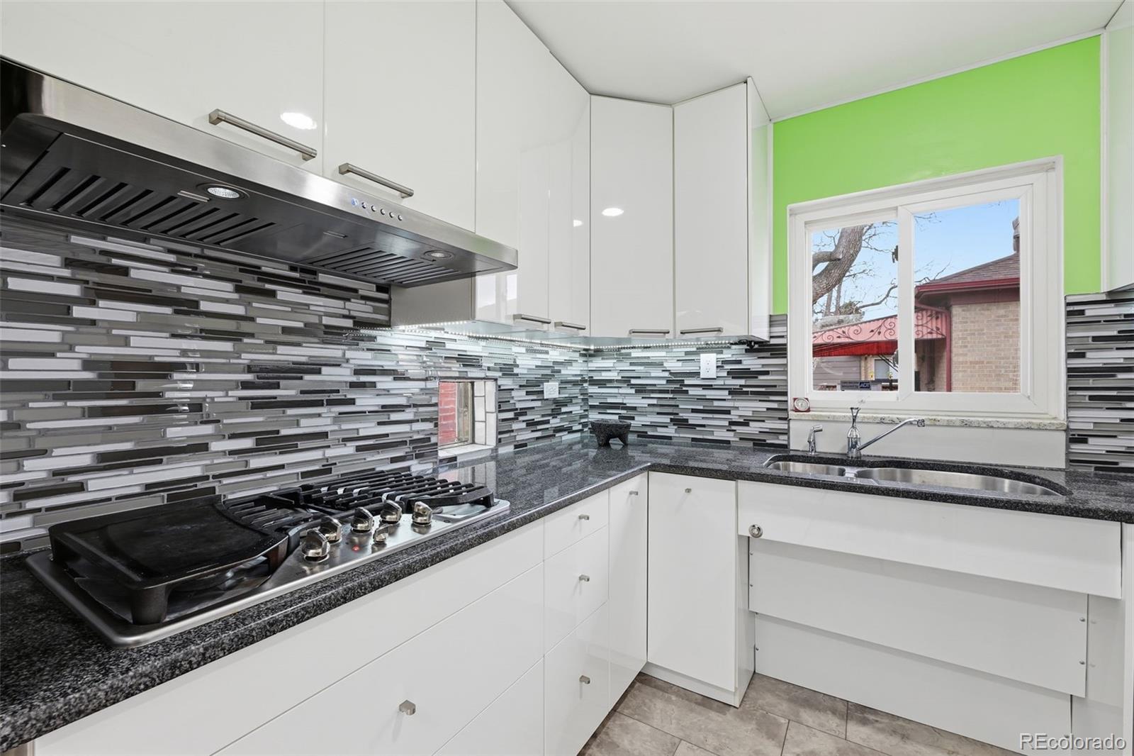 MLS Image #16 for 760 s clay street,denver, Colorado