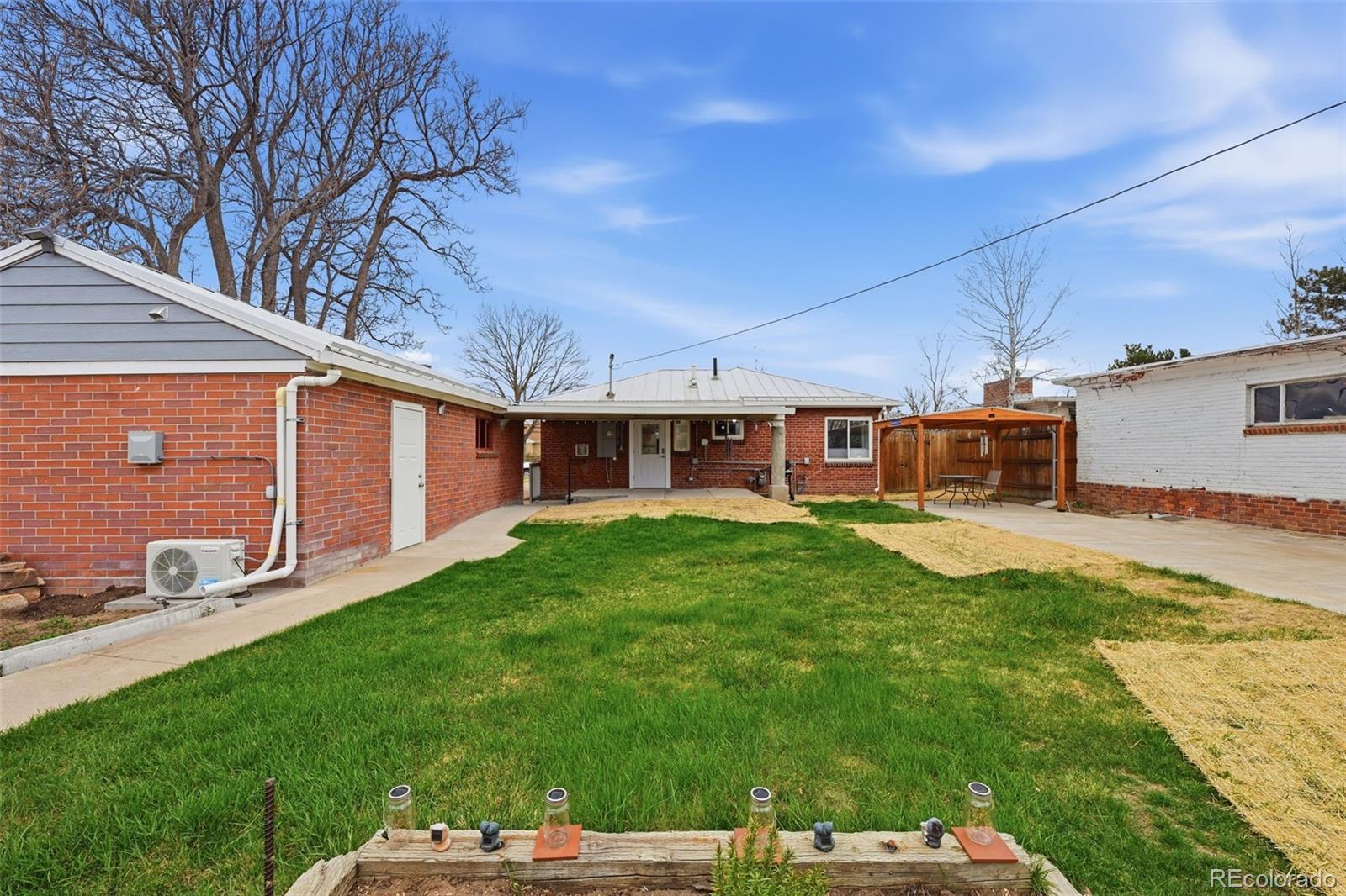 MLS Image #25 for 760 s clay street,denver, Colorado