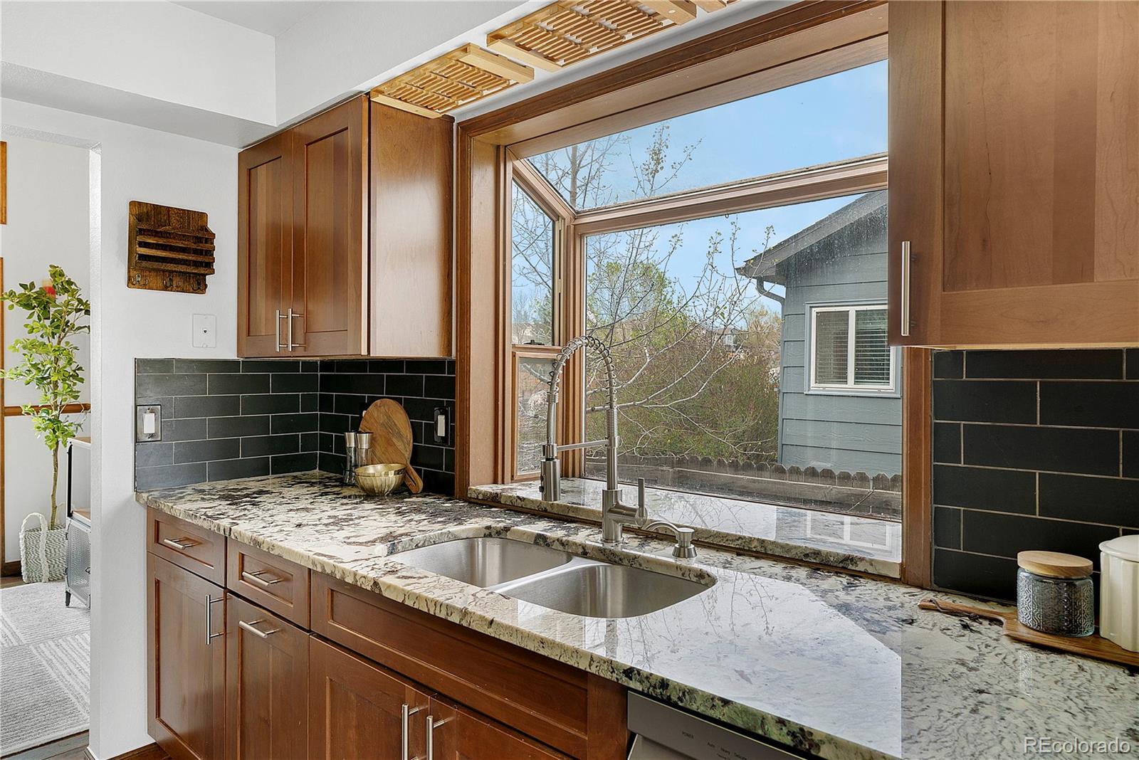 MLS Image #15 for 5421 s vivian street,littleton, Colorado