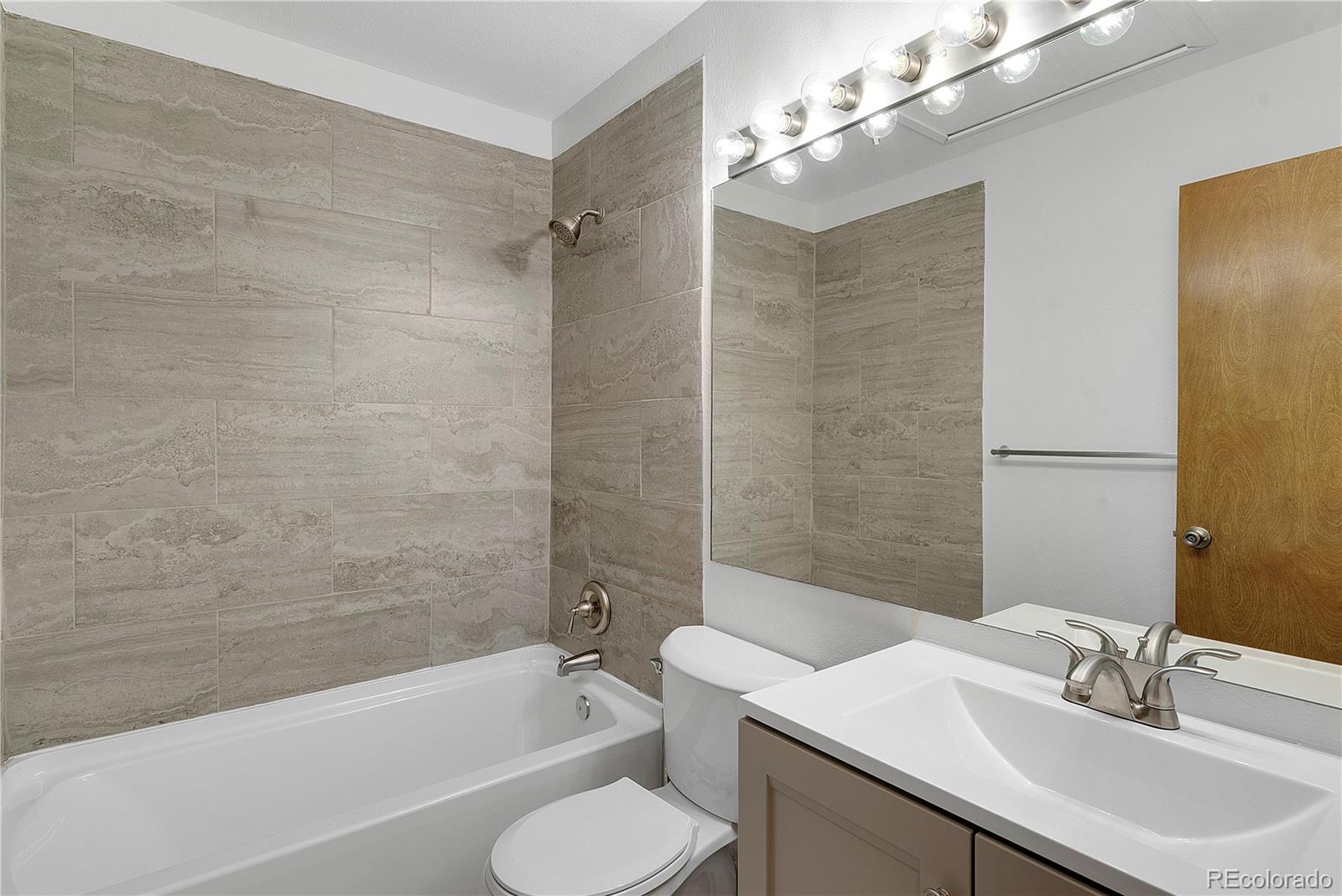 MLS Image #26 for 5421 s vivian street,littleton, Colorado