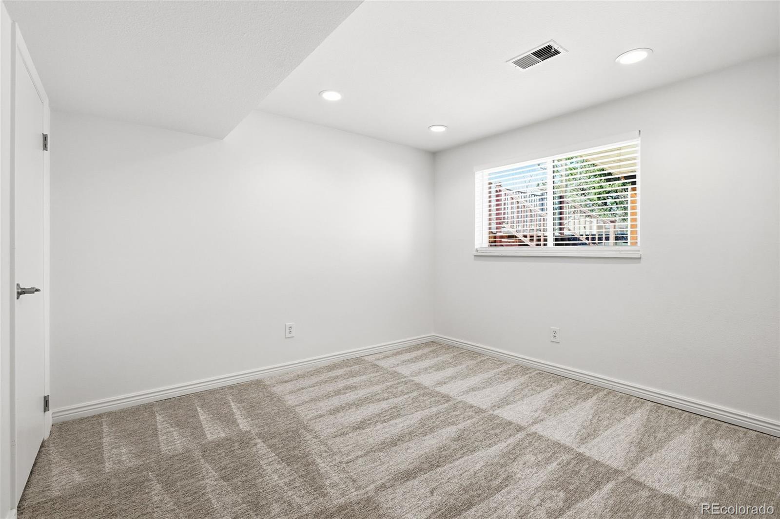 MLS Image #33 for 2725 s teller street,denver, Colorado