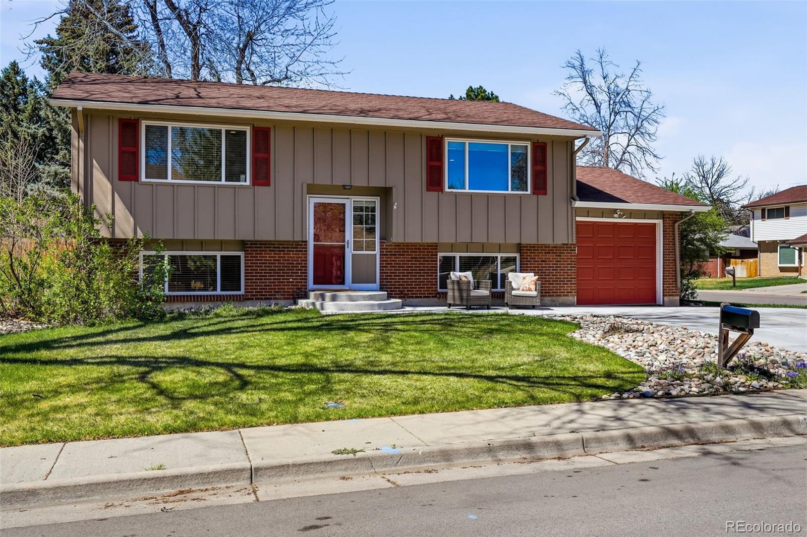 MLS Image #5 for 2725 s teller street,denver, Colorado