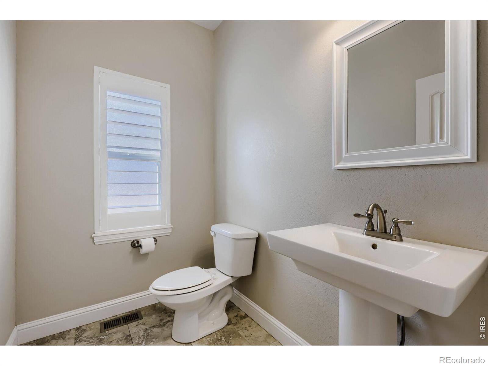 MLS Image #12 for 33993 e 142nd place,hudson, Colorado