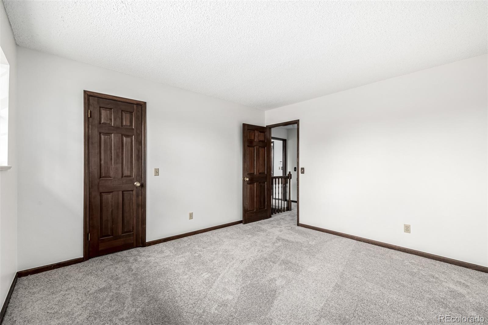 MLS Image #18 for 3645 s poplar street,denver, Colorado