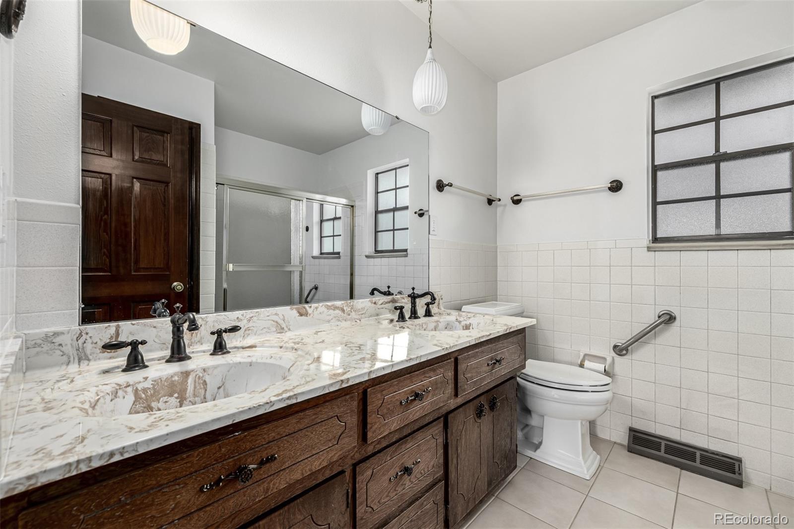 MLS Image #21 for 3645 s poplar street,denver, Colorado