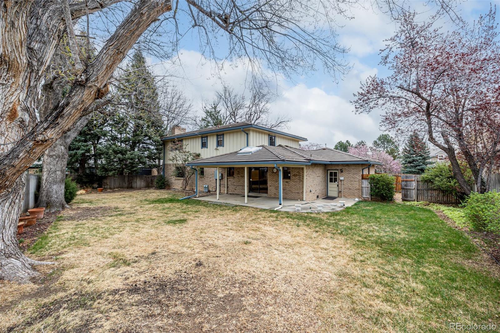 MLS Image #26 for 3645 s poplar street,denver, Colorado