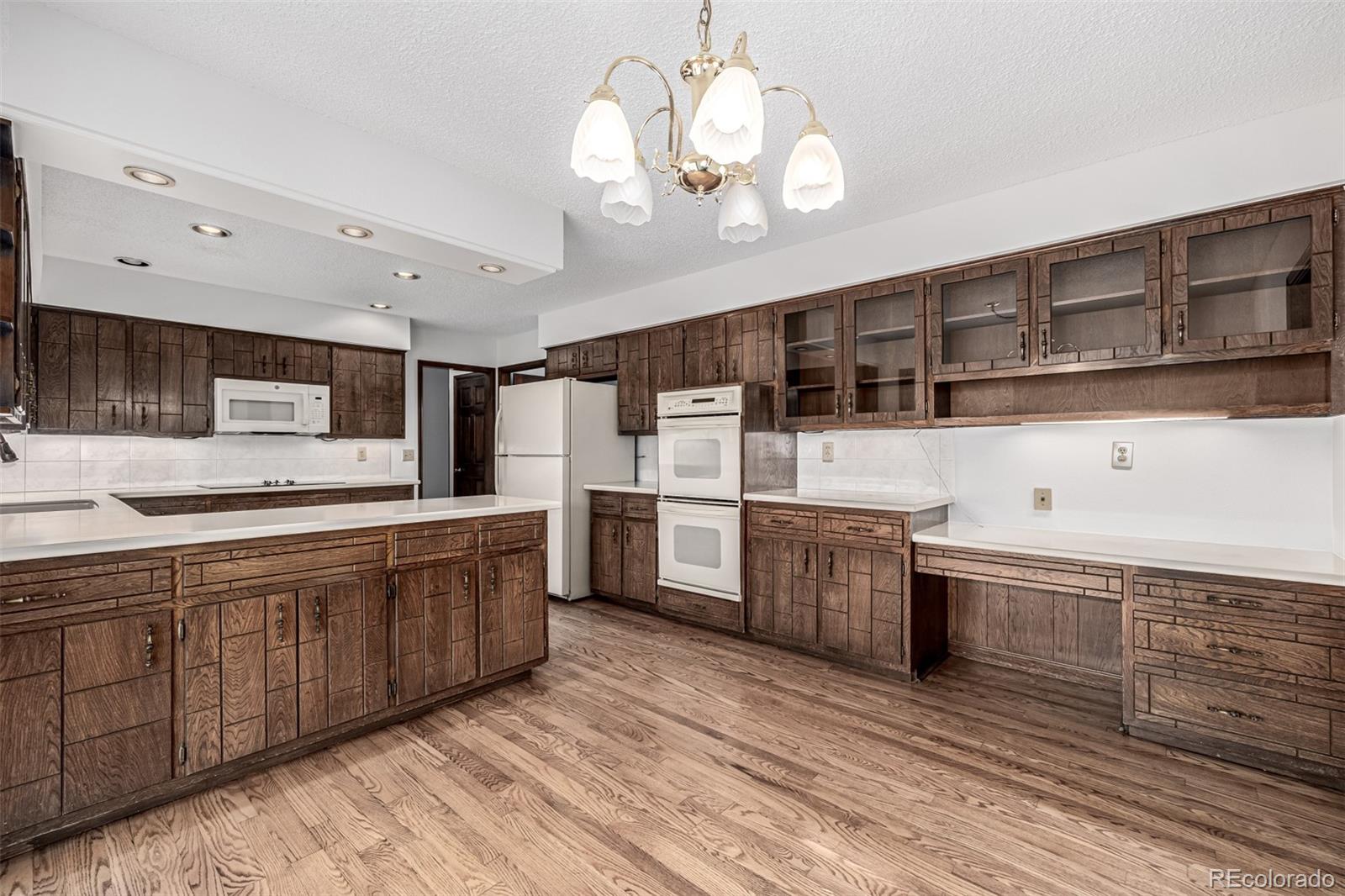 MLS Image #4 for 3645 s poplar street,denver, Colorado