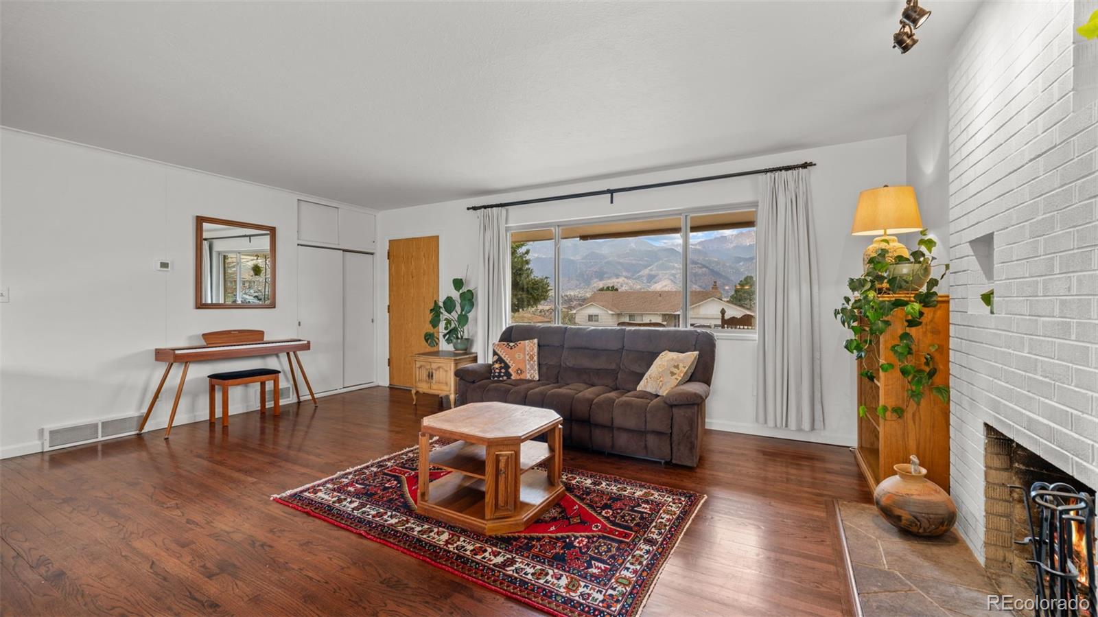 MLS Image #5 for 825  panorama drive,colorado springs, Colorado
