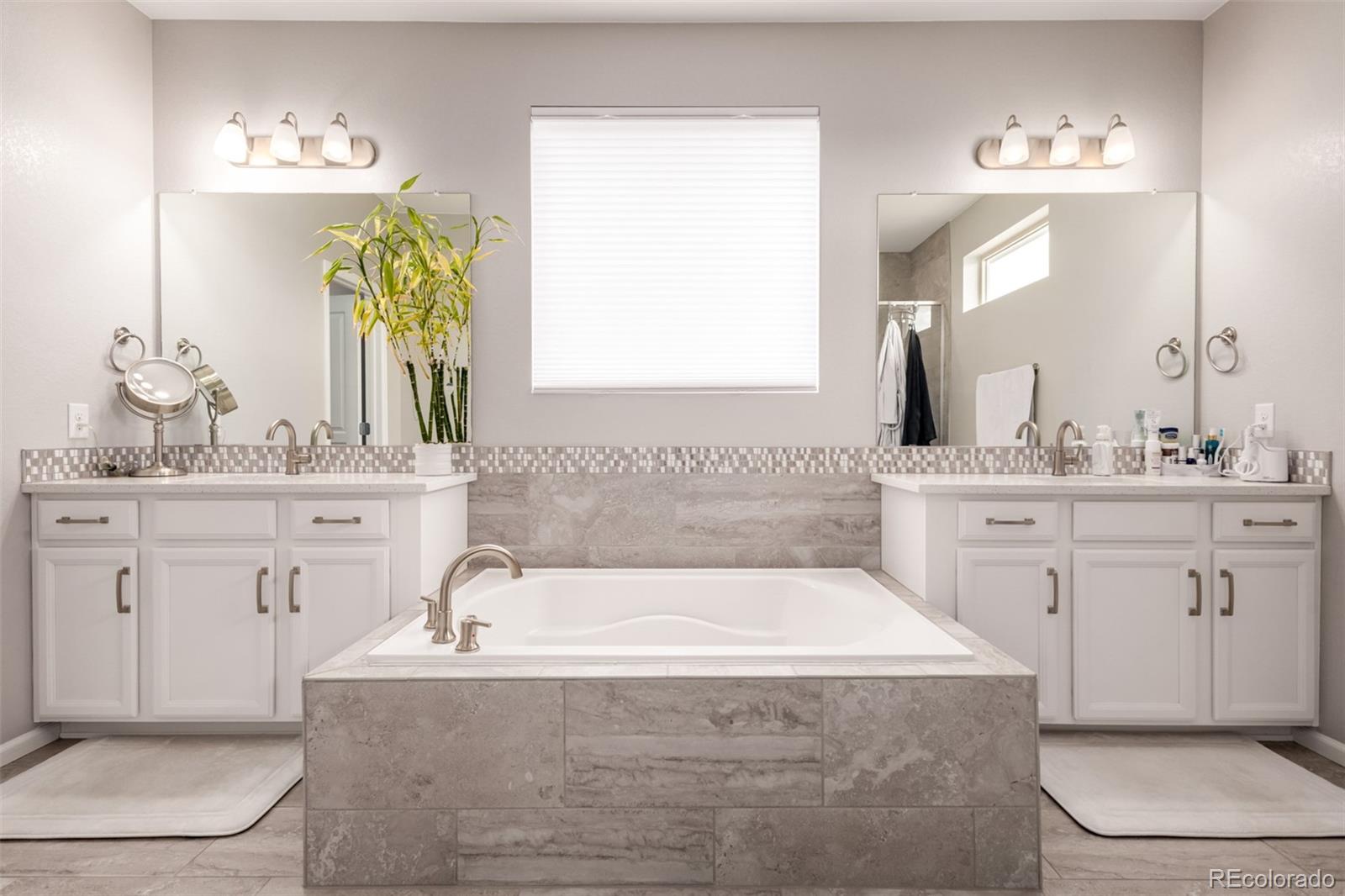 MLS Image #28 for 20165 e fair lane,centennial, Colorado