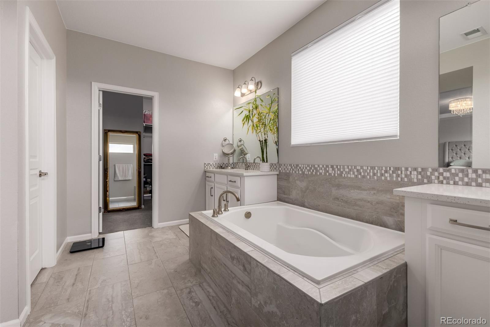 MLS Image #29 for 20165 e fair lane,centennial, Colorado