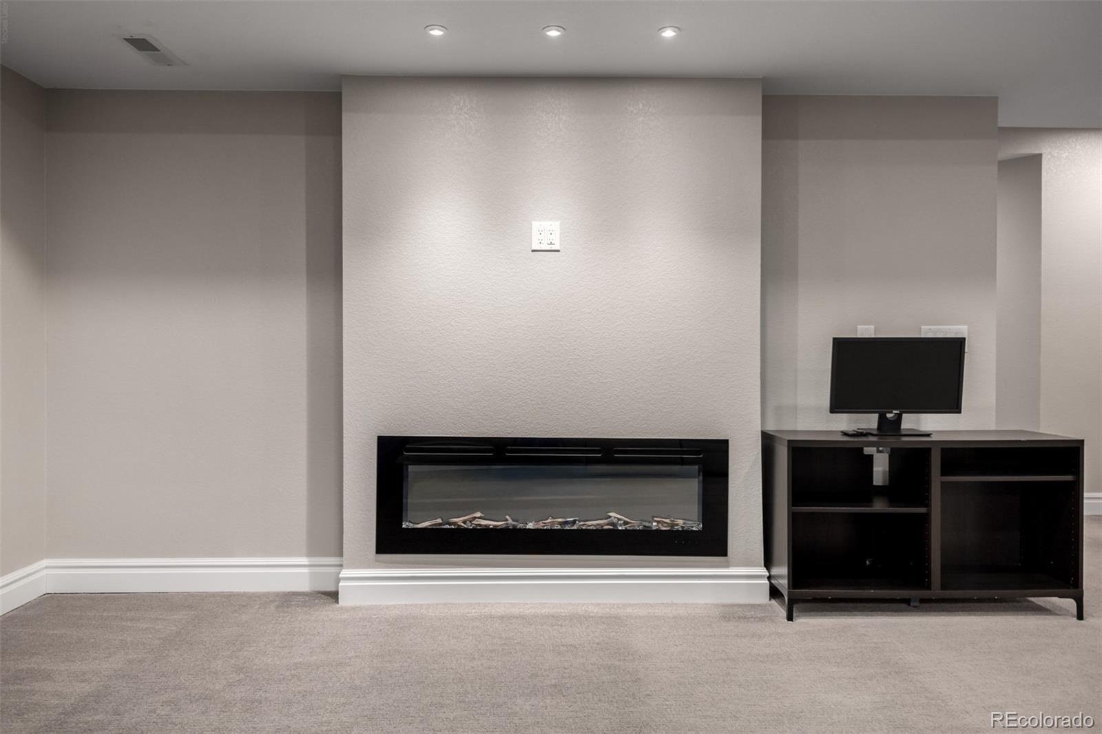 MLS Image #31 for 20165 e fair lane,centennial, Colorado