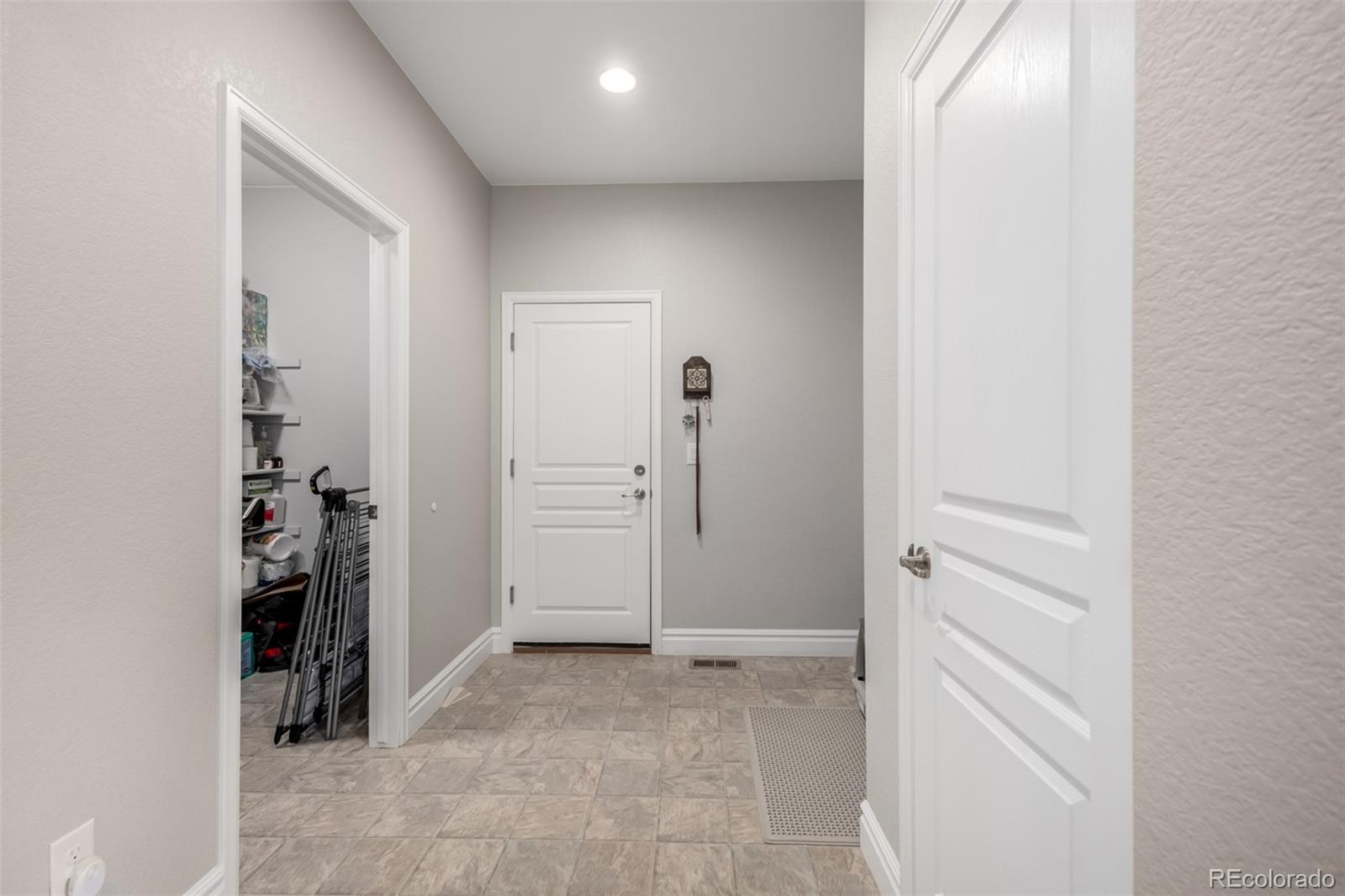 MLS Image #7 for 20165 e fair lane,centennial, Colorado