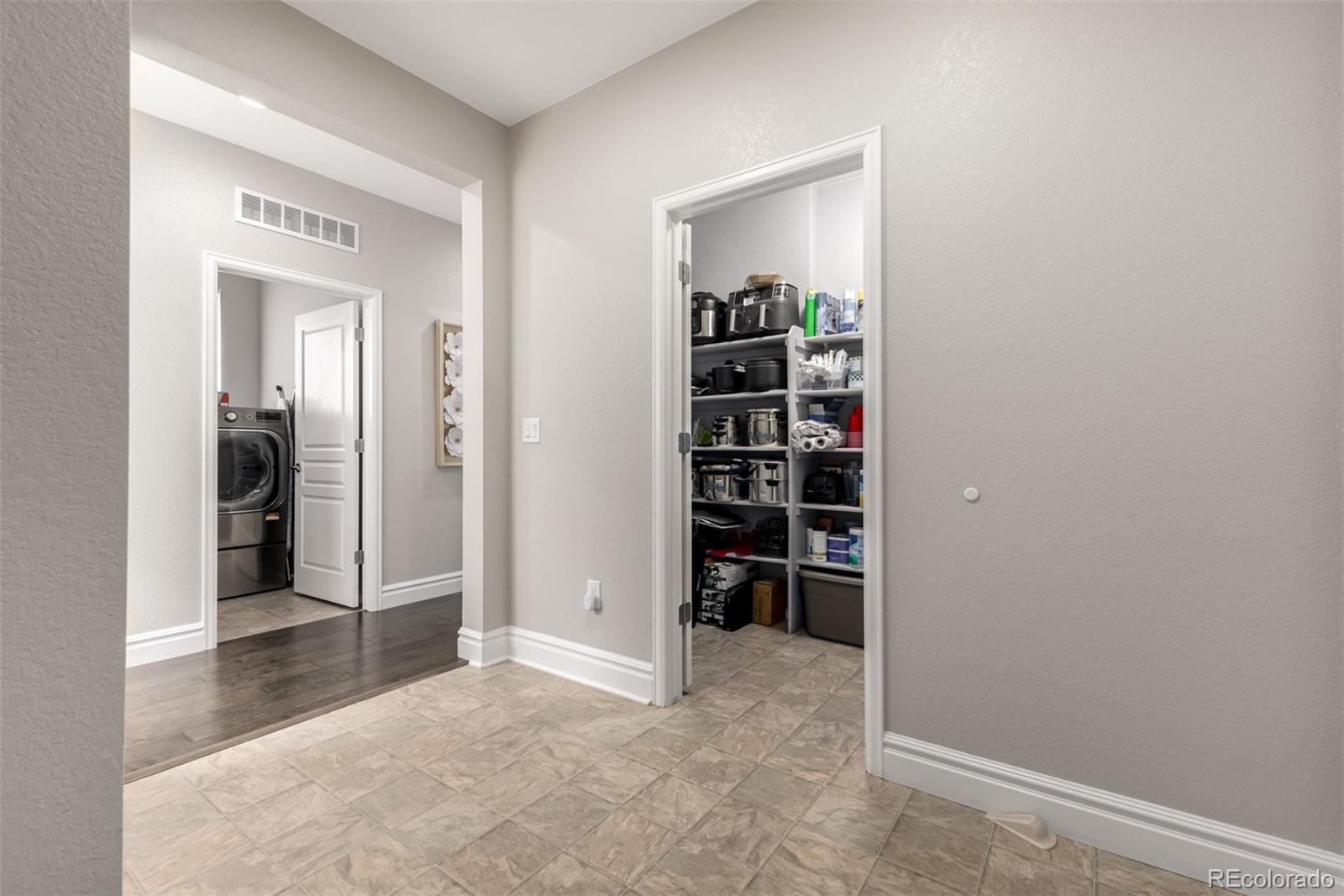 MLS Image #8 for 20165 e fair lane,centennial, Colorado