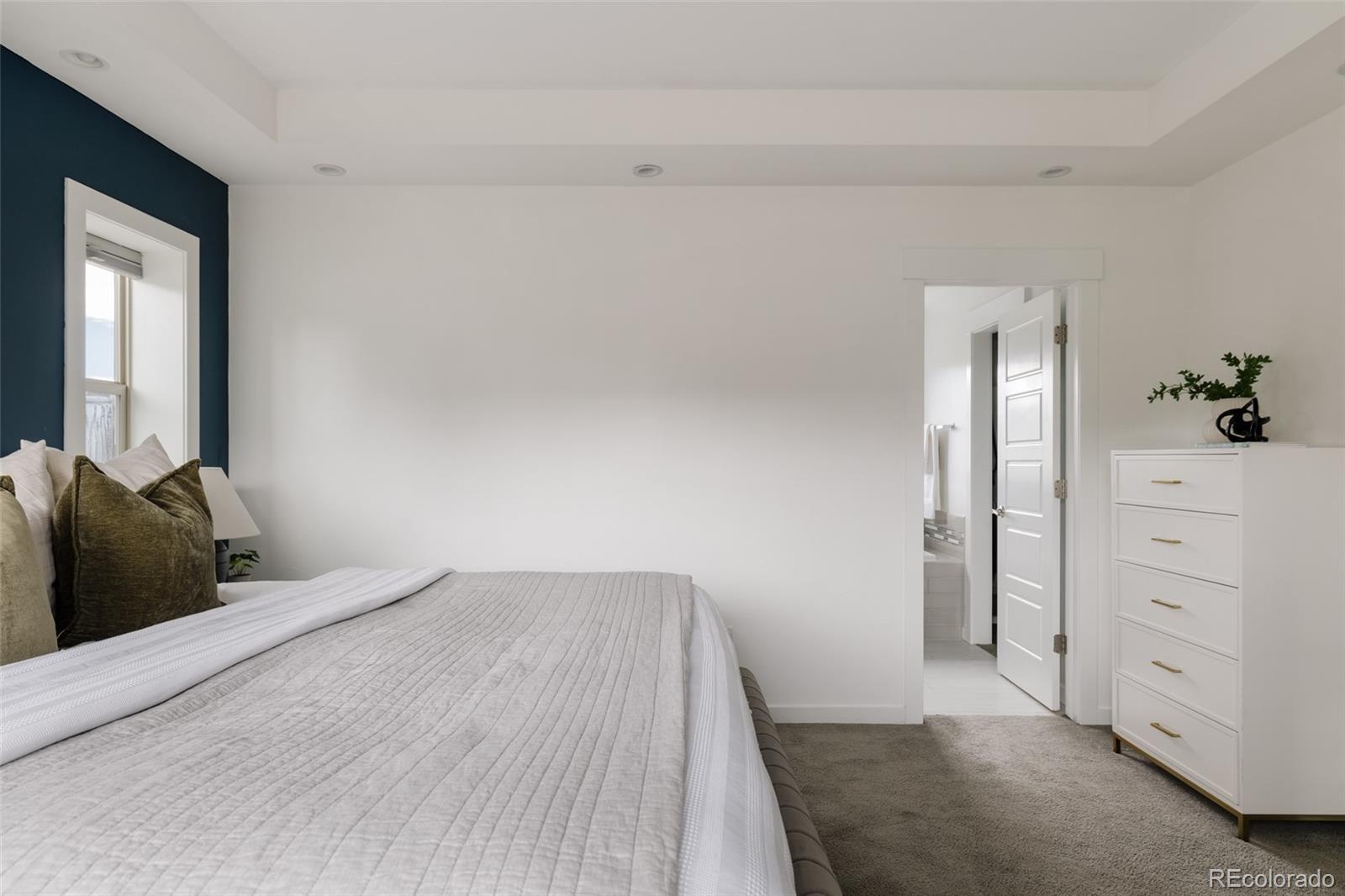MLS Image #14 for 8002 e 50th drive,denver, Colorado