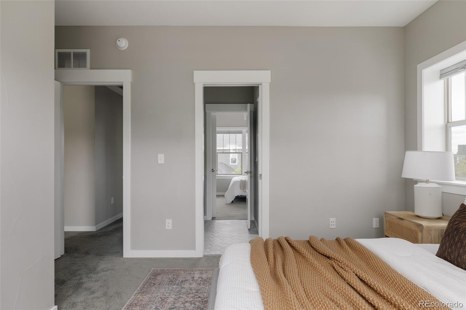 MLS Image #18 for 8002 e 50th drive,denver, Colorado