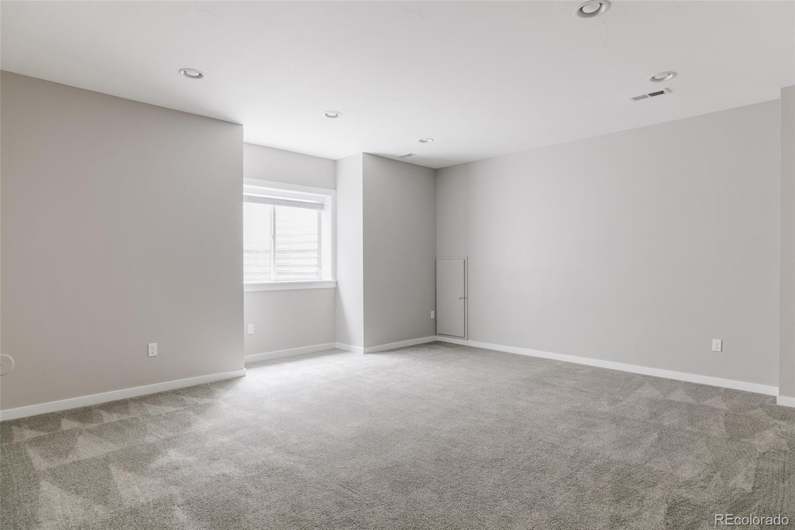 MLS Image #24 for 8002 e 50th drive,denver, Colorado