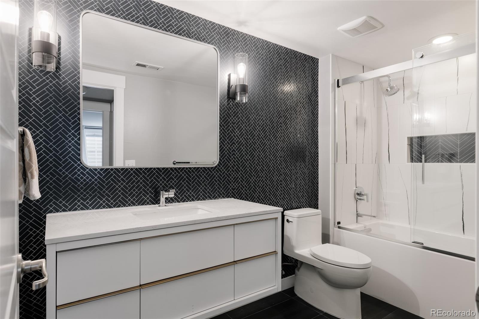 MLS Image #26 for 8002 e 50th drive,denver, Colorado