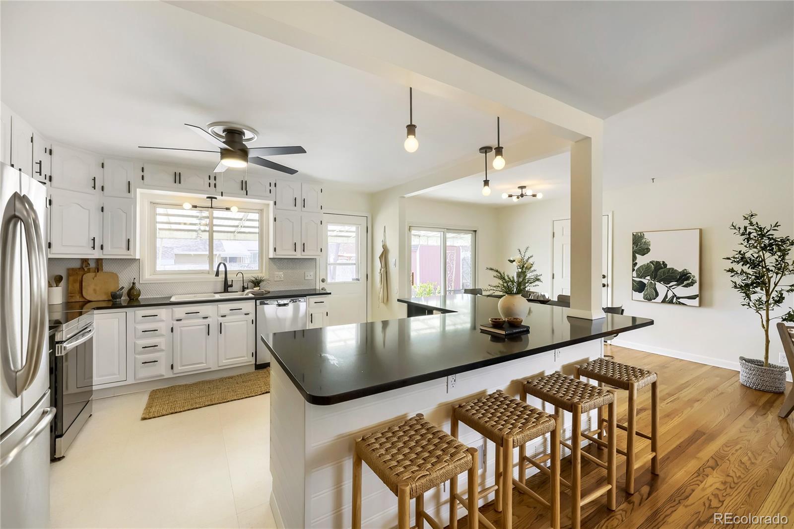 MLS Image #3 for 10588  ronald lane,northglenn, Colorado